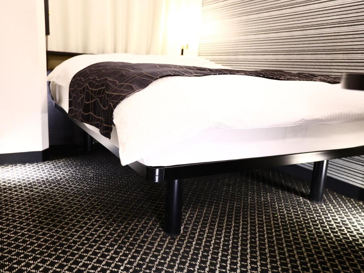 Apa Hotel Shin Osaka Ekimae Buitenkant foto