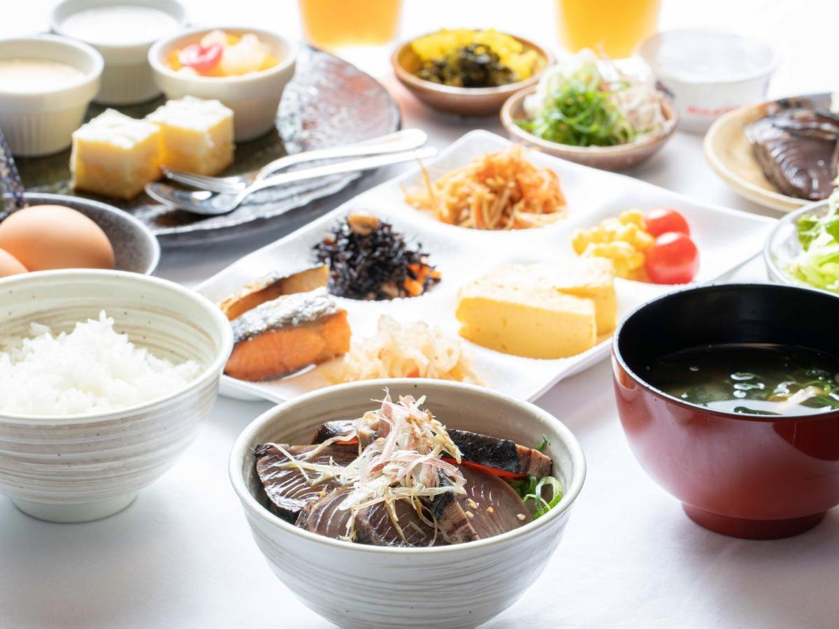 Apa Hotel Shin Osaka Ekimae Buitenkant foto