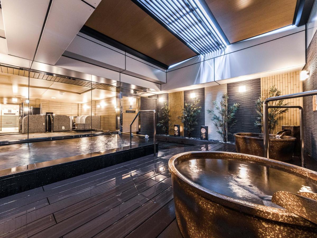Apa Hotel Shin Osaka Ekimae Buitenkant foto